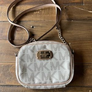 Michael Kors Crossbody